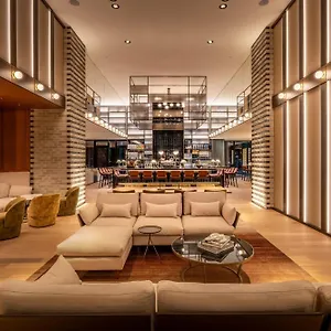 Otel Marriott West